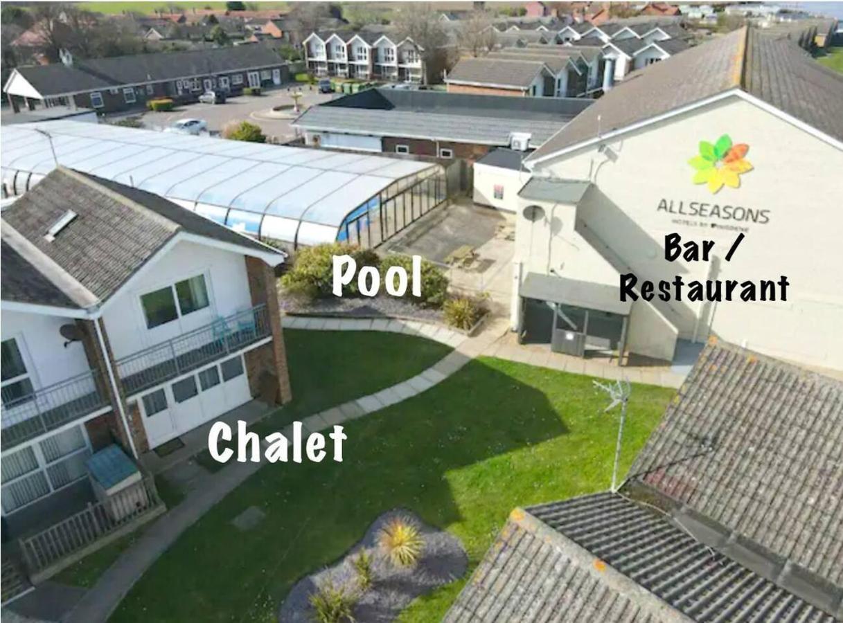 Villa Sea View 3-Bed Heated Pool Eat Bar Kids Park ローストフト エクステリア 写真