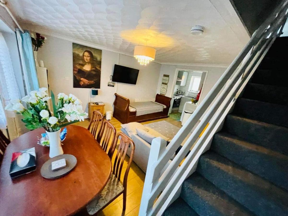 Villa Sea View 3-Bed Heated Pool Eat Bar Kids Park ローストフト エクステリア 写真