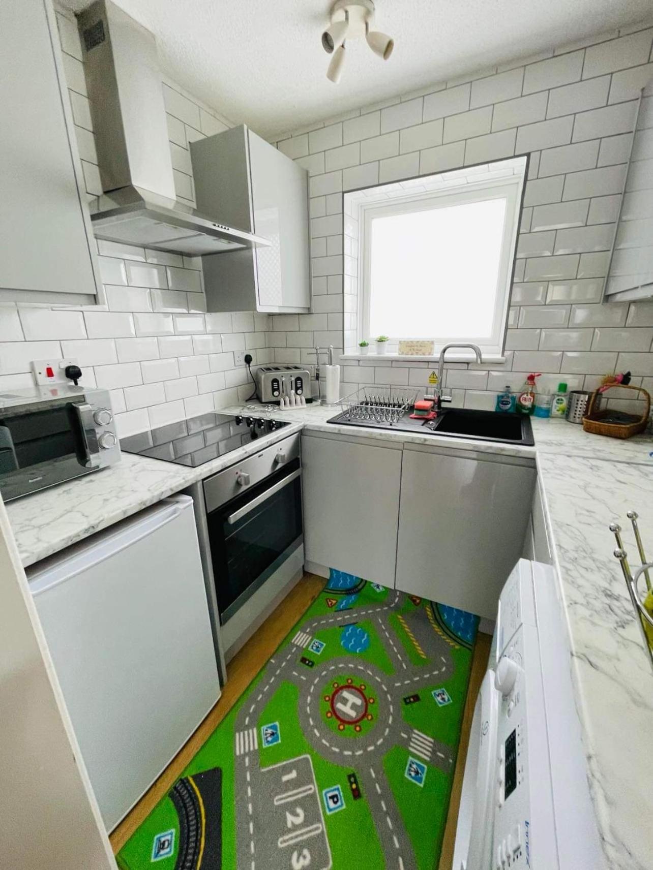 Villa Sea View 3-Bed Heated Pool Eat Bar Kids Park ローストフト エクステリア 写真